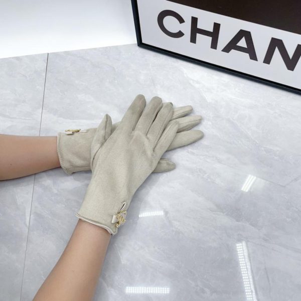 designer,replica,clothing,fake,1:1,lv,luxury,high quality Chanel Women’s Lambskin Gloves (UTDGE)
