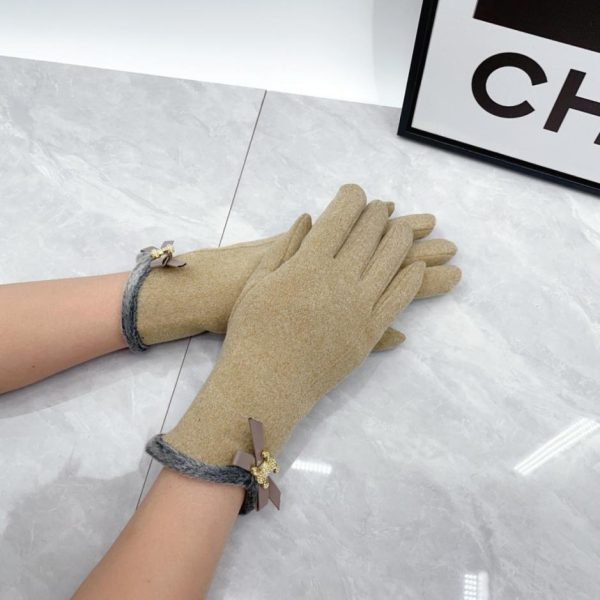 designer,replica,clothing,fake,1:1,lv,luxury,high quality Celine Women’s Lambskin Gloves (R17K9)