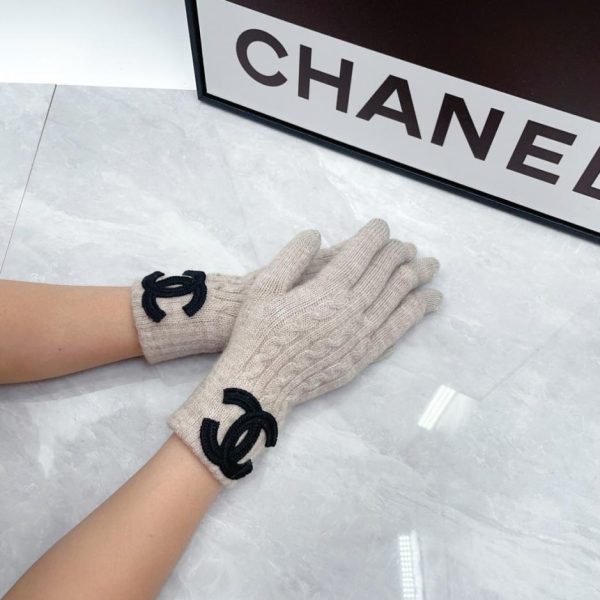 designer,replica,clothing,fake,1:1,lv,luxury,high quality Chanel’s new wool gloves (8K3NE) are now available at boutiques.