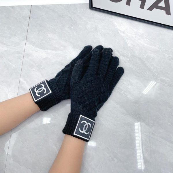 designer,replica,clothing,fake,1:1,lv,luxury,high quality Chanel’s new wool gloves (GRCBL) are now available at boutiques.