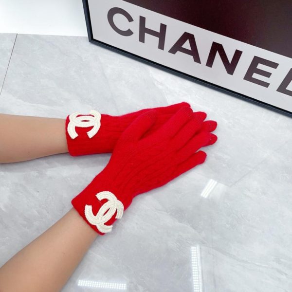 designer,replica,clothing,fake,1:1,lv,luxury,high quality Chanel’s newest wool gloves (WCSGD) available at boutiques.
