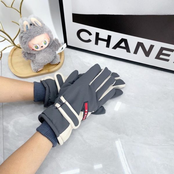 designer,replica,clothing,fake,1:1,lv,luxury,high quality Prada Men’s Gloves (BMFC1)