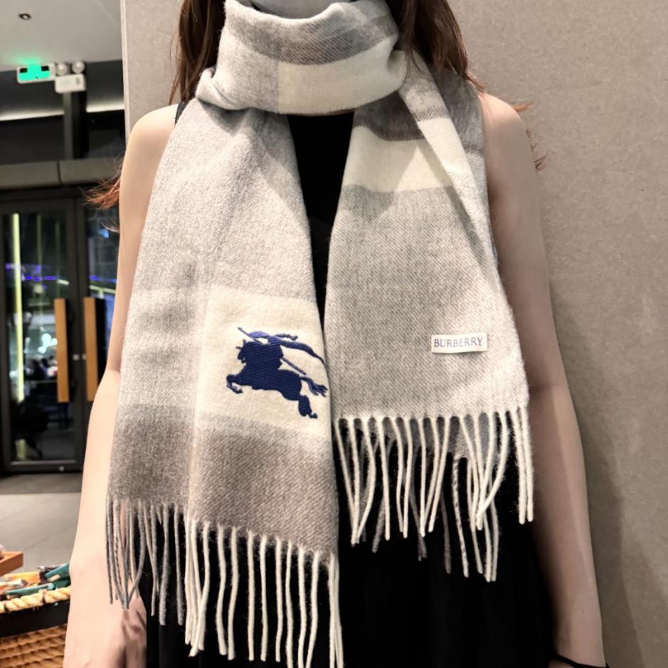 designer,replica,clothing,fake,1:1,lv,luxury,high quality Burberry’s latest water ripple pattern T-shirt and premium cashmere scarf (HN0WI) from the boutique. designer,replica,clothing,fake,1:1,lv,luxury,high quality Burberry’s latest water ripple pattern T-shirt and premium cashmere scarf (HN0WI) from the boutique.