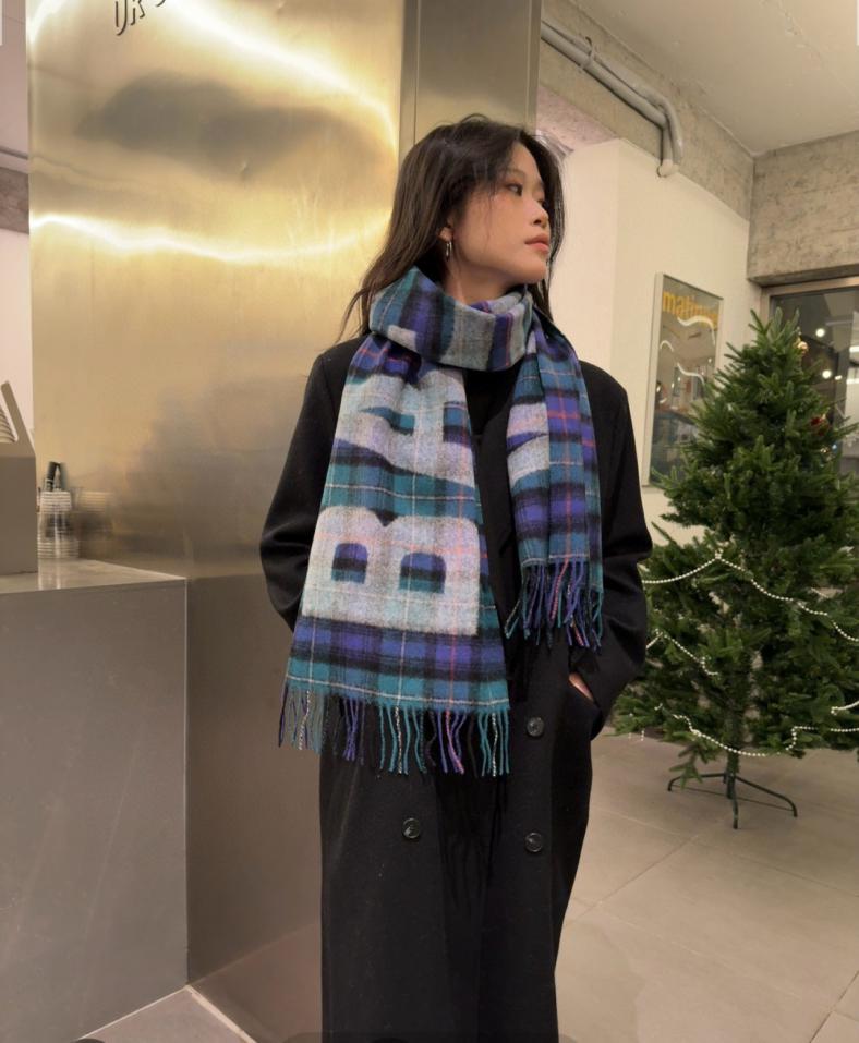 designer,replica,clothing,fake,1:1,lv,luxury,high quality Balenciaga classic monogram check scarf (WKJ2T) designer,replica,clothing,fake,1:1,lv,luxury,high quality Balenciaga classic monogram check scarf (WKJ2T)