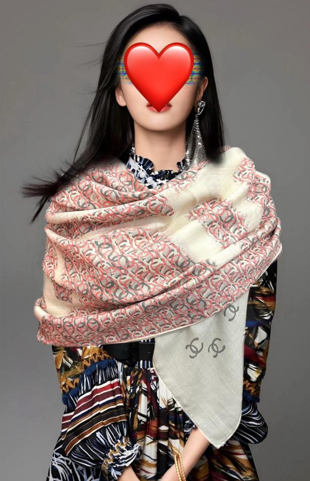 designer,replica,clothing,fake,1:1,lv,luxury,high quality Chanel New Reversible Tone-on Classic Double C Scarf (338 x 9 cm) designer,replica,clothing,fake,1:1,lv,luxury,high quality Chanel New Reversible Tone-on Classic Double C Scarf (338 x 9 cm)