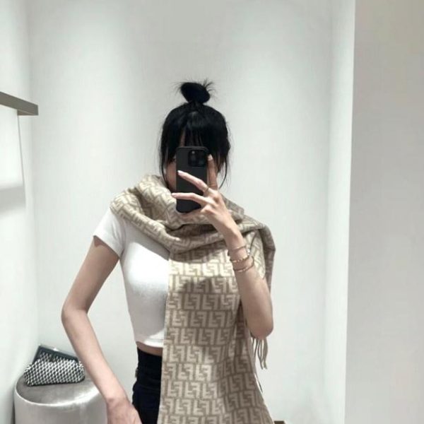 designer,replica,clothing,fake,1:1,lv,luxury,high quality Fendi monogram FF letter scarf (O422O)