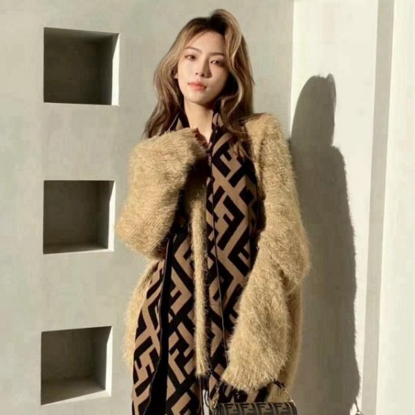 designer,replica,clothing,fake,1:1,lv,luxury,high quality Fendi Classic FF Knitted Scarf (T3S1E)