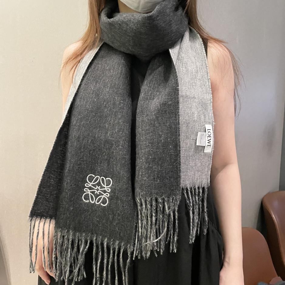 designer,replica,clothing,fake,1:1,lv,luxury,high quality Loewe top-quality original unisex scarf (CR079) designer,replica,clothing,fake,1:1,lv,luxury,high quality Loewe top-quality original unisex scarf (CR079)