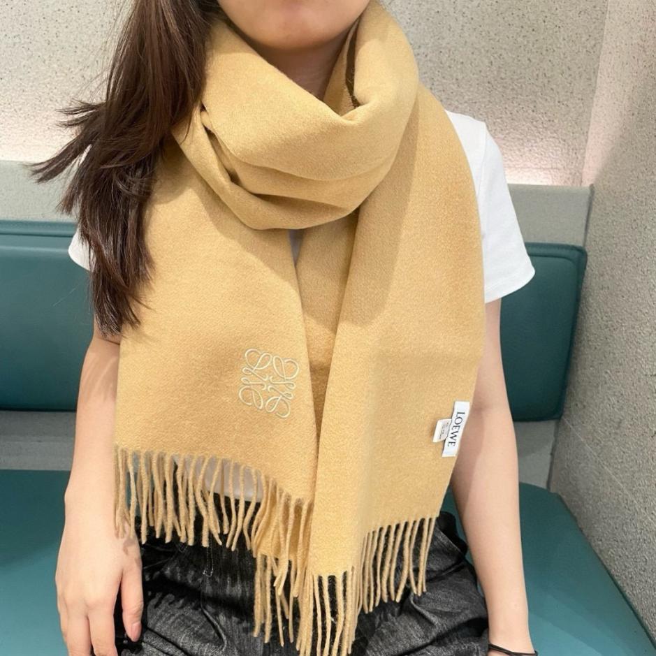 designer,replica,clothing,fake,1:1,lv,luxury,high quality Loewe top-quality original unisex scarf (ILMRN) designer,replica,clothing,fake,1:1,lv,luxury,high quality Loewe top-quality original unisex scarf (ILMRN)