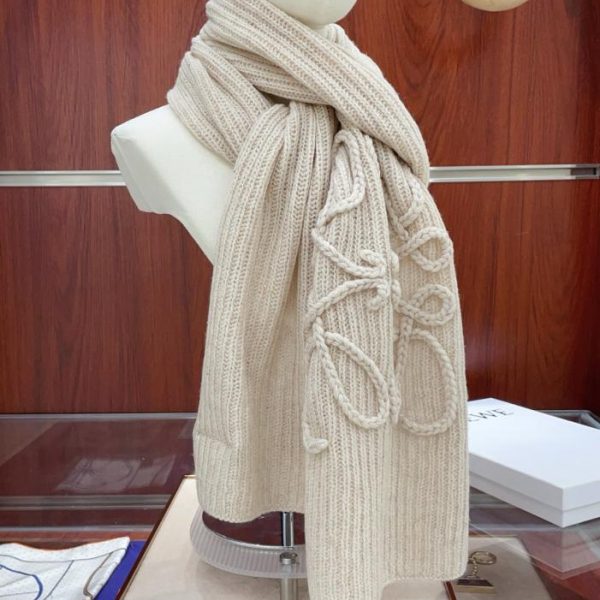 designer,replica,clothing,fake,1:1,lv,luxury,high quality [Gold Thread Style] LOEWE’s Latest Knitted Collection Solid Color Knitted Scarf (3YQCC)