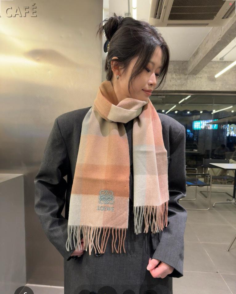 designer,replica,clothing,fake,1:1,lv,luxury,high quality LOEWE cashmere scarf (KE6YI) designer,replica,clothing,fake,1:1,lv,luxury,high quality LOEWE cashmere scarf (KE6YI)