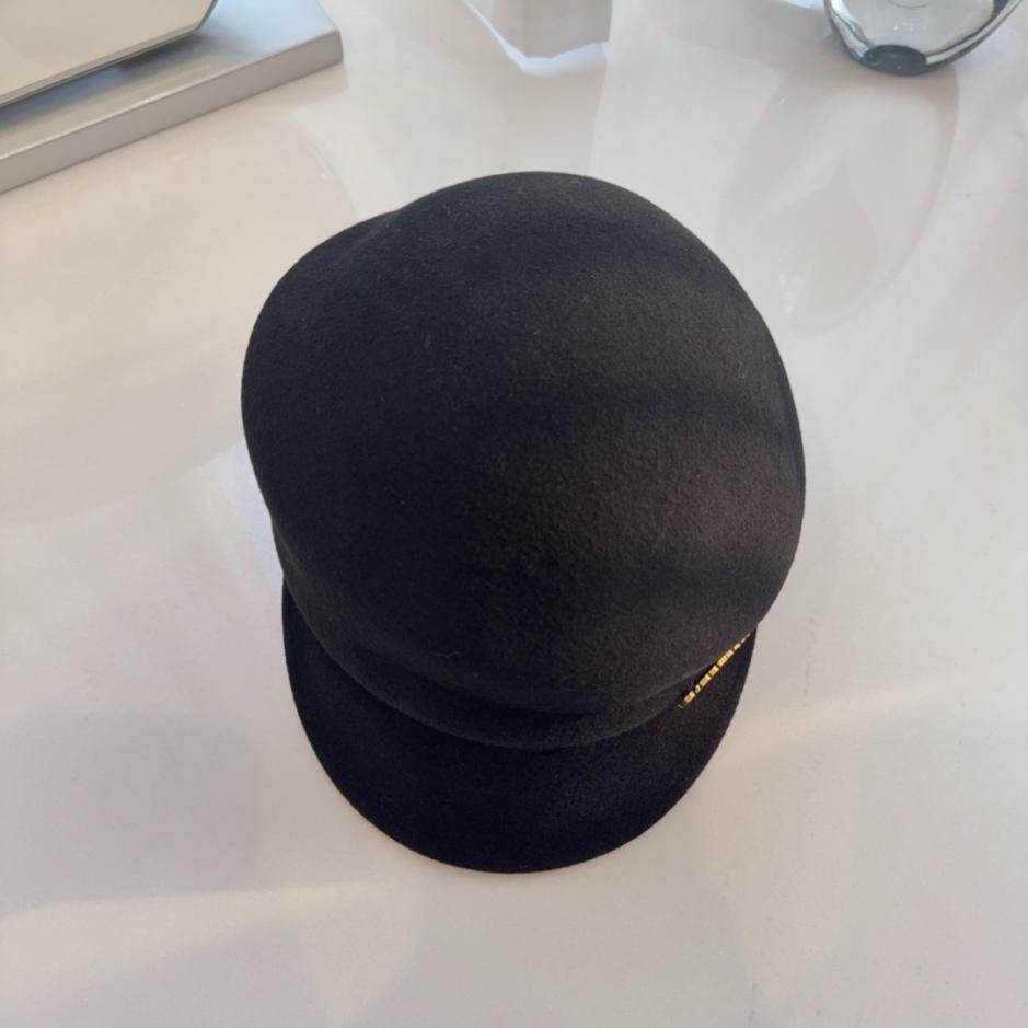designer,replica,clothing,fake,1:1,lv,luxury,high quality Burberry Fall/Winter New Irregular Riding Hat, High-Quality 100% Wool Felt Hat (IFZM4) designer,replica,clothing,fake,1:1,lv,luxury,high quality Burberry Fall/Winter New Irregular Riding Hat, High-Quality 100% Wool Felt Hat (IFZM4)