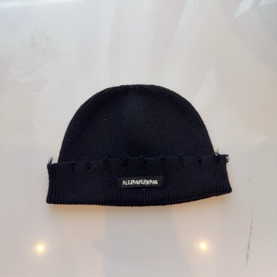 designer,replica,clothing,fake,1:1,lv,luxury,high quality Alexander Wang’s early autumn new melon-shaped beanie, loose and casual knitted hat, unisex style (1N72I) designer,replica,clothing,fake,1:1,lv,luxury,high quality Alexander Wang’s early autumn new melon-shaped beanie, loose and casual knitted hat, unisex style (1N72I)