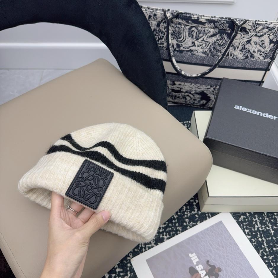 designer,replica,clothing,fake,1:1,lv,luxury,high quality LOEWE’s new Fall/Winter knit hat features a stylish design! Unisex (98VBT) designer,replica,clothing,fake,1:1,lv,luxury,high quality LOEWE’s new Fall/Winter knit hat features a stylish design! Unisex (98VBT)