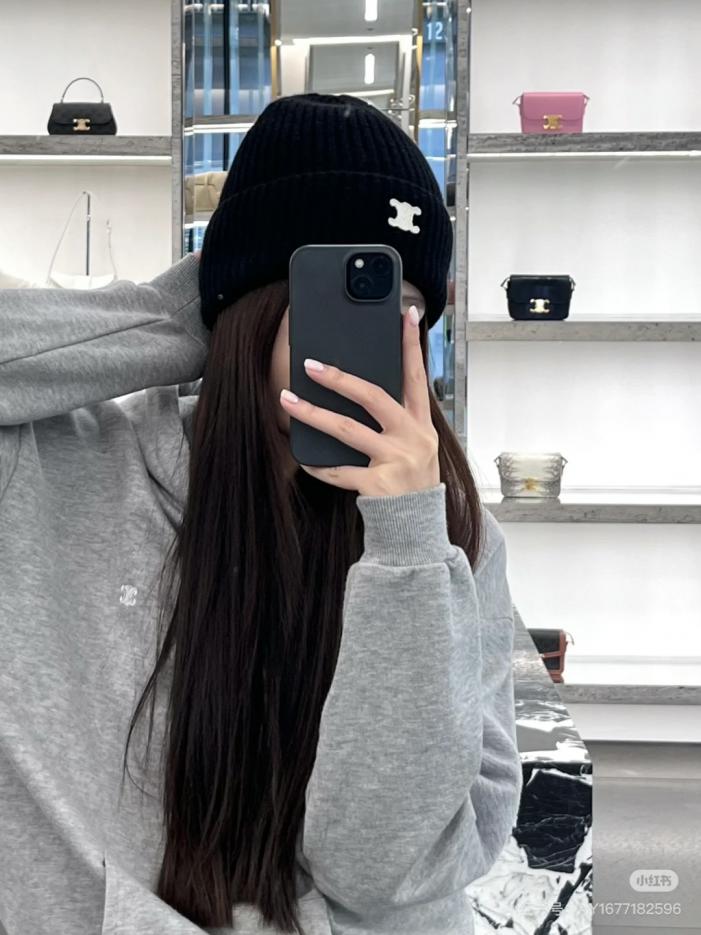 designer,replica,clothing,fake,1:1,lv,luxury,high quality Celine Fall/Winter New Style Knitted Hat for Men and Women (X79E3) designer,replica,clothing,fake,1:1,lv,luxury,high quality Celine Fall/Winter New Style Knitted Hat for Men and Women (X79E3)