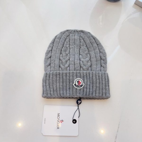 designer,replica,clothing,fake,1:1,lv,luxury,high quality Moncler Fall/Winter New Cable Knit Wool Beanie (7C41S)