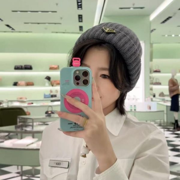 designer,replica,clothing,fake,1:1,lv,luxury,high quality Prada’s new chunky knit beanie, thick, loose-fitting, warm, unisex (975HR)