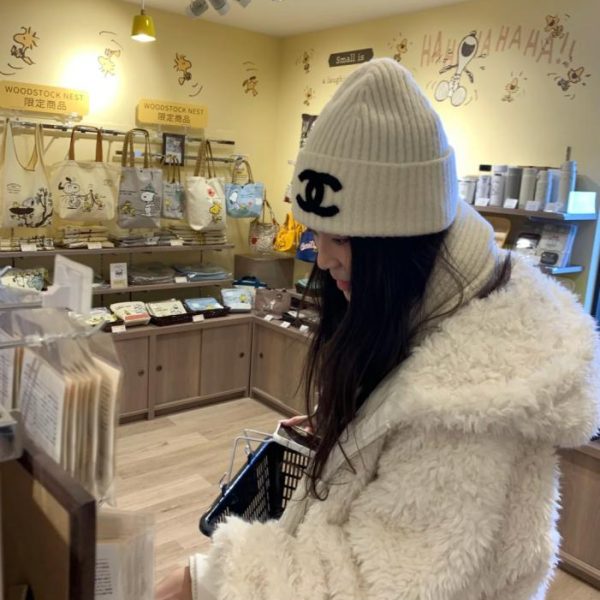 designer,replica,clothing,fake,1:1,lv,luxury,high quality CHANEL wool knit beanie, high-elasticity, loose fit (O22SD)