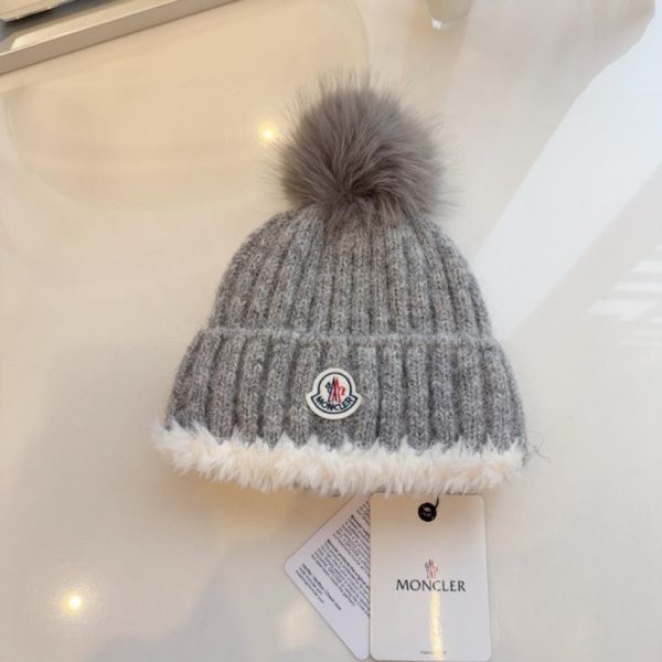 designer,replica,clothing,fake,1:1,lv,luxury,high quality Moncler’s new knitted beanie, thick and warm (7W0CL)
