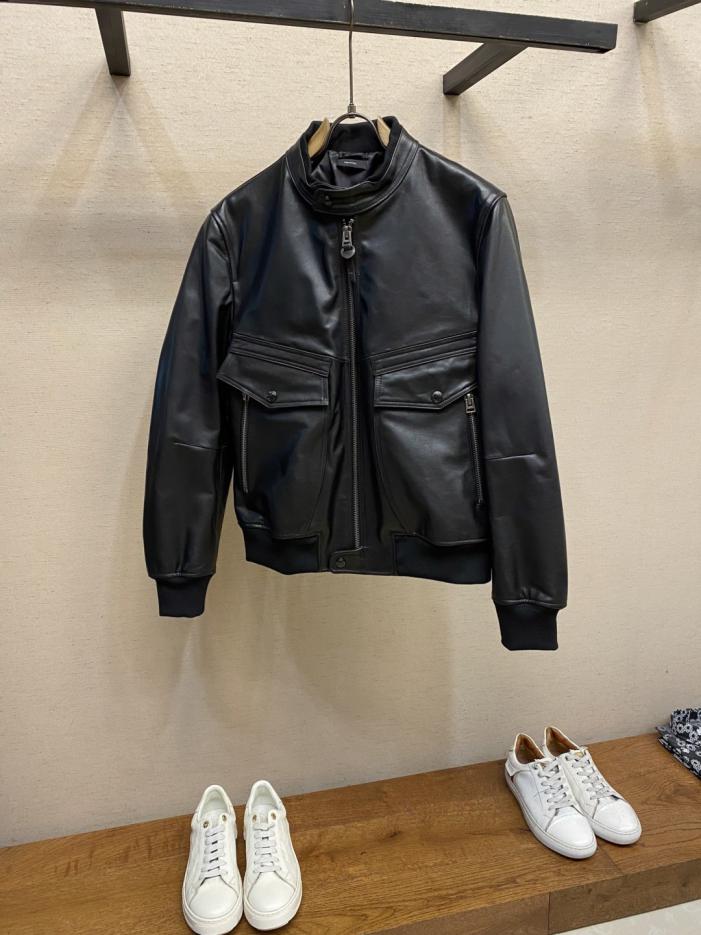 designer,replica,clothing,fake,1:1,lv,luxury,high quality High-end custom-made TF Fall/Winter new arrival leather jacket (G5Q8S) designer,replica,clothing,fake,1:1,lv,luxury,high quality High-end custom-made TF Fall/Winter new arrival leather jacket (G5Q8S)