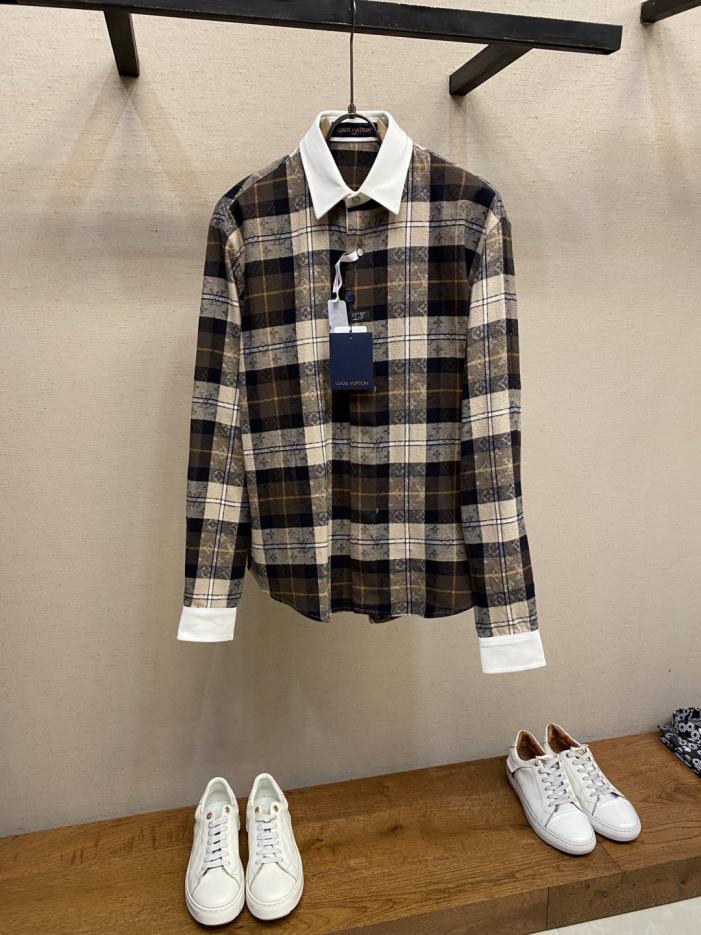 designer,replica,clothing,fake,1:1,lv,luxury,high quality LV Color-blocked Flannel Long-Sleeve Polo Shirt with Lapel (BZ28T) designer,replica,clothing,fake,1:1,lv,luxury,high quality LV Color-blocked Flannel Long-Sleeve Polo Shirt with Lapel (BZ28T)