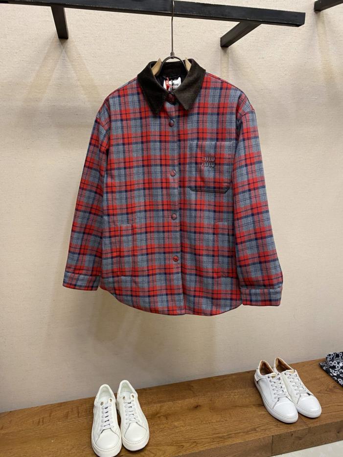 designer,replica,clothing,fake,1:1,lv,luxury,high quality Miu Miu 25FW Burgundy Plaid Jacket (SIE84) designer,replica,clothing,fake,1:1,lv,luxury,high quality Miu Miu 25FW Burgundy Plaid Jacket (SIE84)