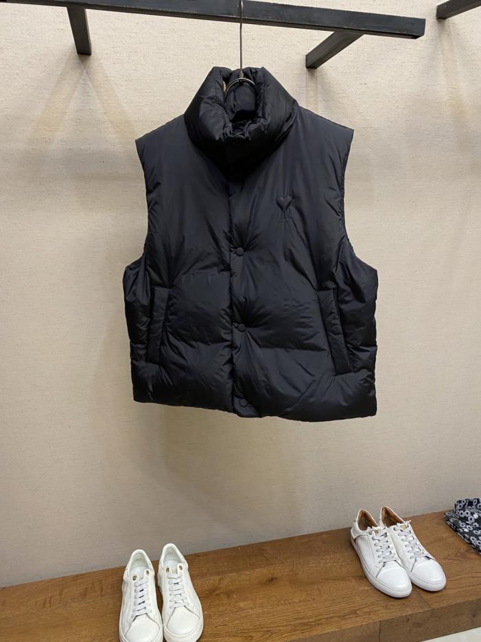 designer,replica,clothing,fake,1:1,lv,luxury,high quality AMI Padded Embroidered Down Vest (NT30R) designer,replica,clothing,fake,1:1,lv,luxury,high quality AMI Padded Embroidered Down Vest (NT30R)