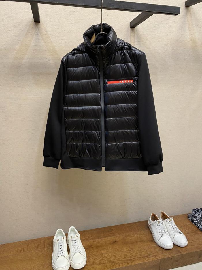 designer,replica,clothing,fake,1:1,lv,luxury,high quality Prada down-filled hooded jacket (BWUNW) designer,replica,clothing,fake,1:1,lv,luxury,high quality Prada down-filled hooded jacket (BWUNW)