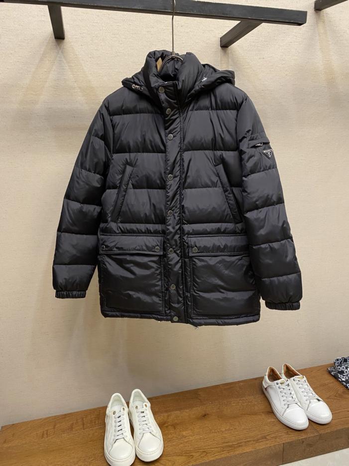 designer,replica,clothing,fake,1:1,lv,luxury,high quality Prada Fall/Winter New Men’s Mid-Length Hooded Down Jacket (K0RDB) designer,replica,clothing,fake,1:1,lv,luxury,high quality Prada Fall/Winter New Men’s Mid-Length Hooded Down Jacket (K0RDB)