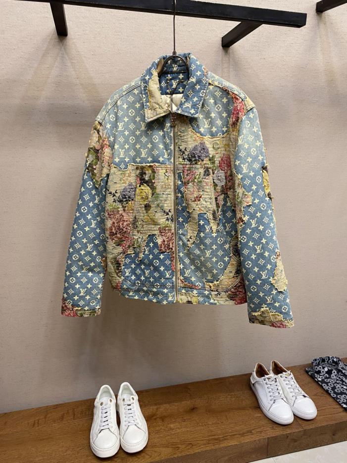 designer,replica,clothing,fake,1:1,lv,luxury,high quality LV Vintage Rose Floral Appliqué Monogram Denim Jacket (VUGF2) designer,replica,clothing,fake,1:1,lv,luxury,high quality LV Vintage Rose Floral Appliqué Monogram Denim Jacket (VUGF2)
