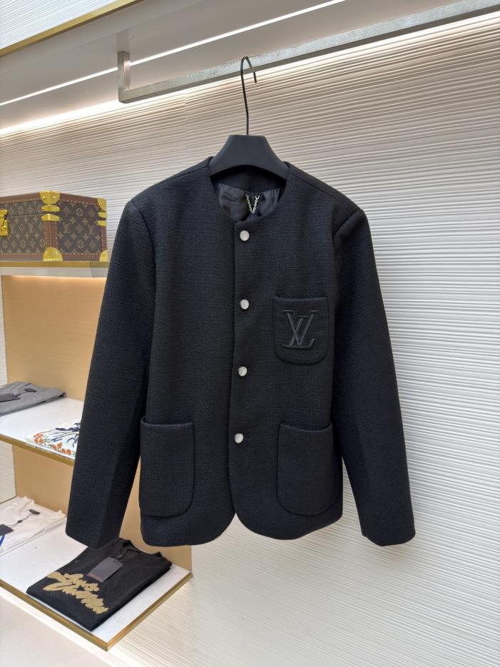 designer,replica,clothing,fake,1:1,lv,luxury,high quality LOUIS VUITTON Single-breasted Jacket with Embroidered Pockets (EKW35) designer,replica,clothing,fake,1:1,lv,luxury,high quality LOUIS VUITTON Single-breasted Jacket with Embroidered Pockets (EKW35)