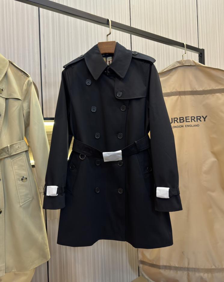 designer,replica,clothing,fake,1:1,lv,luxury,high quality BURBERRY New Kensington Fit – Heritage Trench Women’s Short Trench Coat in Black (2S0VW) designer,replica,clothing,fake,1:1,lv,luxury,high quality BURBERRY New Kensington Fit – Heritage Trench Women’s Short Trench Coat in Black (2S0VW)