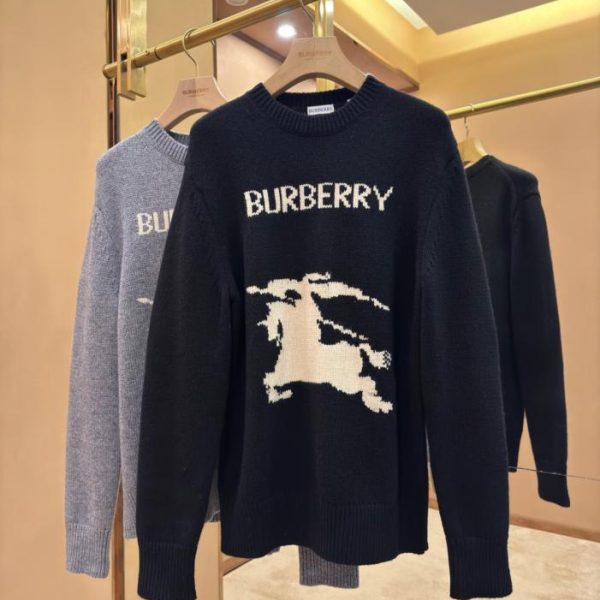 designer,replica,clothing,fake,1:1,lv,luxury,high quality Burberry Equestrian Logo Wool and Cashmere Blend Knit Sweater (61C0Y)