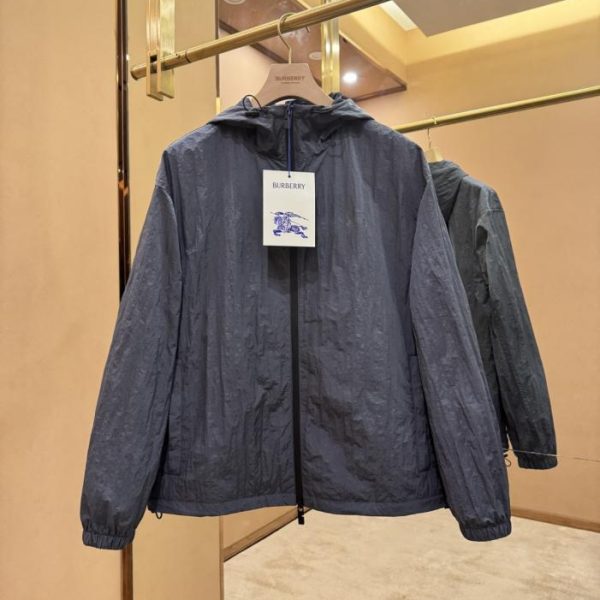 designer,replica,clothing,fake,1:1,lv,luxury,high quality Burberry Equestrian Badge Nylon Jacket (9TZ7T)