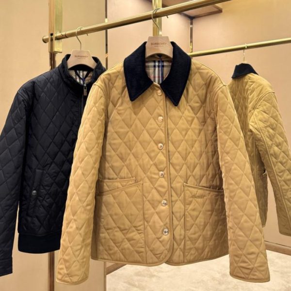 designer,replica,clothing,fake,1:1,lv,luxury,high quality Burberry Camel Color, 25th Style, Vintage Diamond Quilted Horse-Shaped Cotton Jacket with Black Collar (5TW31)