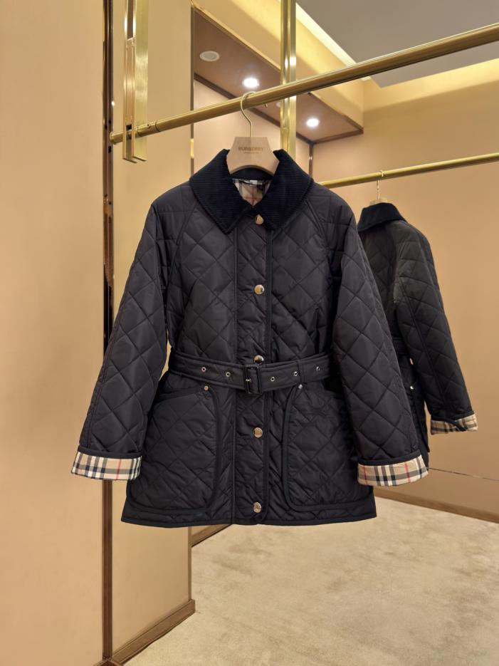 designer,replica,clothing,fake,1:1,lv,luxury,high quality Burberry Black Horse Ribbon Belt Diamond Quilted Nylon Coat (H2NC9) designer,replica,clothing,fake,1:1,lv,luxury,high quality Burberry Black Horse Ribbon Belt Diamond Quilted Nylon Coat (H2NC9)