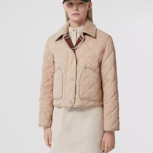 designer,replica,clothing,fake,1:1,lv,luxury,high quality Burberry Corduroy Collar Diamond Quilted Barn Short Coat (242NC)