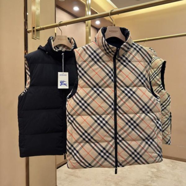 designer,replica,clothing,fake,1:1,lv,luxury,high quality Burberry Reversible Check Nylon Padded Vest (4IFF2)