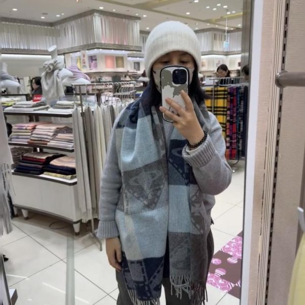 designer,replica,clothing,fake,1:1,lv,luxury,high quality Vivienne Westwood classic Saturn scarf (FTL8O)