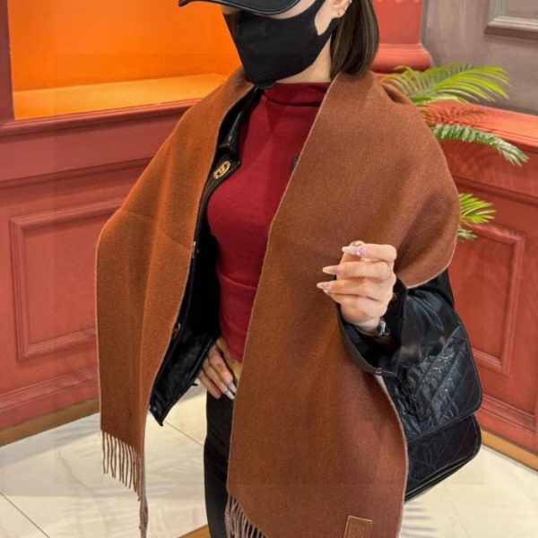 designer,replica,clothing,fake,1:1,lv,luxury,high quality Loewe Couple’s Large Scarf (TYV9M)