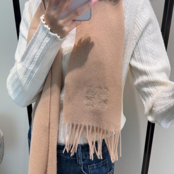 designer,replica,clothing,fake,1:1,lv,luxury,high quality Loewe feminine scarf (OAM50)