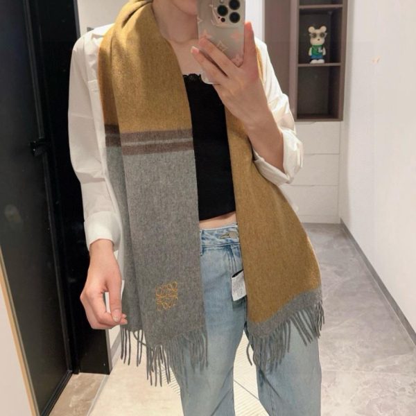 designer,replica,clothing,fake,1:1,lv,luxury,high quality Loewe Men’s and Women’s Scarves (3RYGW)