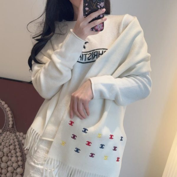 designer,replica,clothing,fake,1:1,lv,luxury,high quality CHANEL 100% Premium Cashmere Water Ripple Pattern Scarf (8884S)