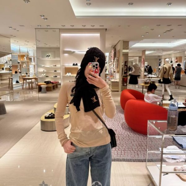 designer,replica,clothing,fake,1:1,lv,luxury,high quality LV 100% Wool Never Freeze Scarf (VFODM)