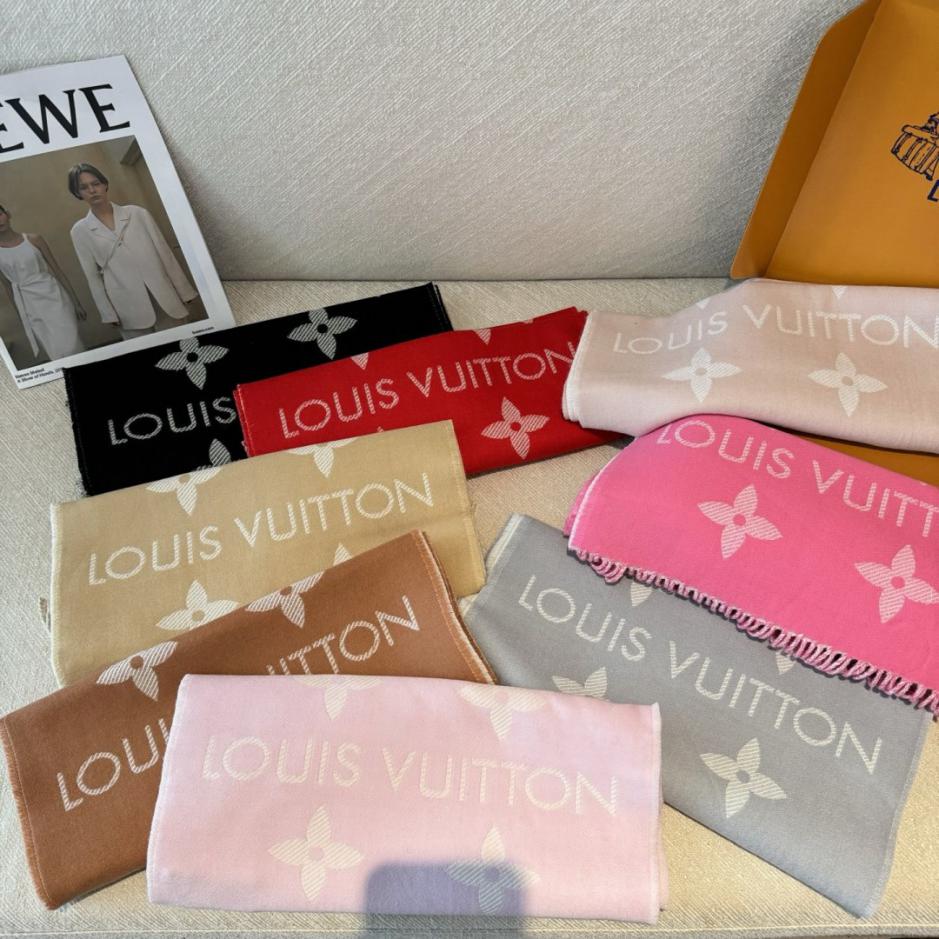 designer,replica,clothing,fake,1:1,lv,luxury,high quality LV light pink and white color-blocked scarf, LVEssential scarf (WXSWL) designer,replica,clothing,fake,1:1,lv,luxury,high quality LV light pink and white color-blocked scarf, LVEssential scarf (WXSWL)