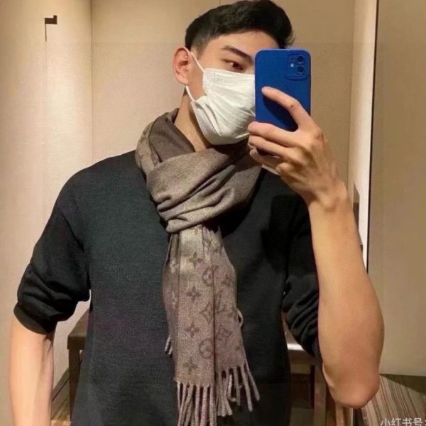 designer,replica,clothing,fake,1:1,lv,luxury,high quality The P95 high-end version is here! I absolutely love it, it’s incredibly reliable. ▪️Our men’s scarf (1QUQO)