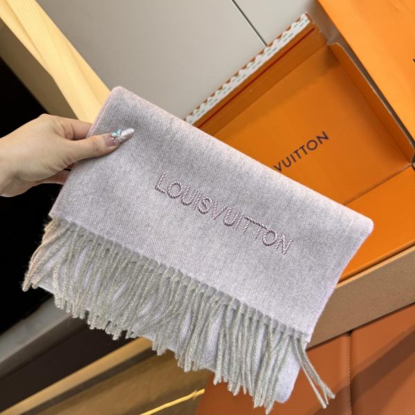 designer,replica,clothing,fake,1:1,lv,luxury,high quality New Louis Vuitton signature scarf (1FFMC)