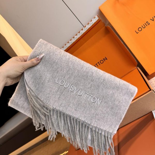 designer,replica,clothing,fake,1:1,lv,luxury,high quality New LV signature scarf (AUTB0)