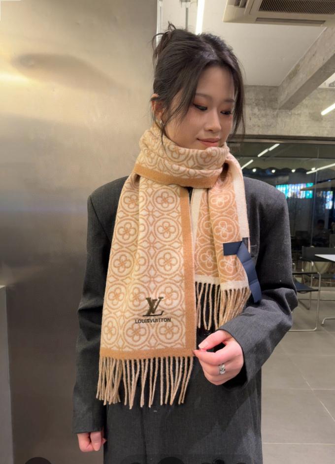 designer,replica,clothing,fake,1:1,lv,luxury,high quality Louis Vuitton’s new lambskin scarf (7XHO3) designer,replica,clothing,fake,1:1,lv,luxury,high quality Louis Vuitton’s new lambskin scarf (7XHO3)