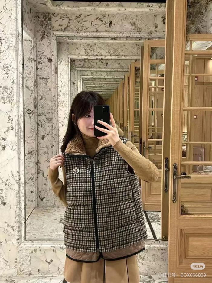 designer,replica,clothing,fake,1:1,lv,luxury,high quality Moncler Fall/Winter Newest Houndstooth Stand Collar Down Vest (8GQU2) designer,replica,clothing,fake,1:1,lv,luxury,high quality Moncler Fall/Winter Newest Houndstooth Stand Collar Down Vest (8GQU2)